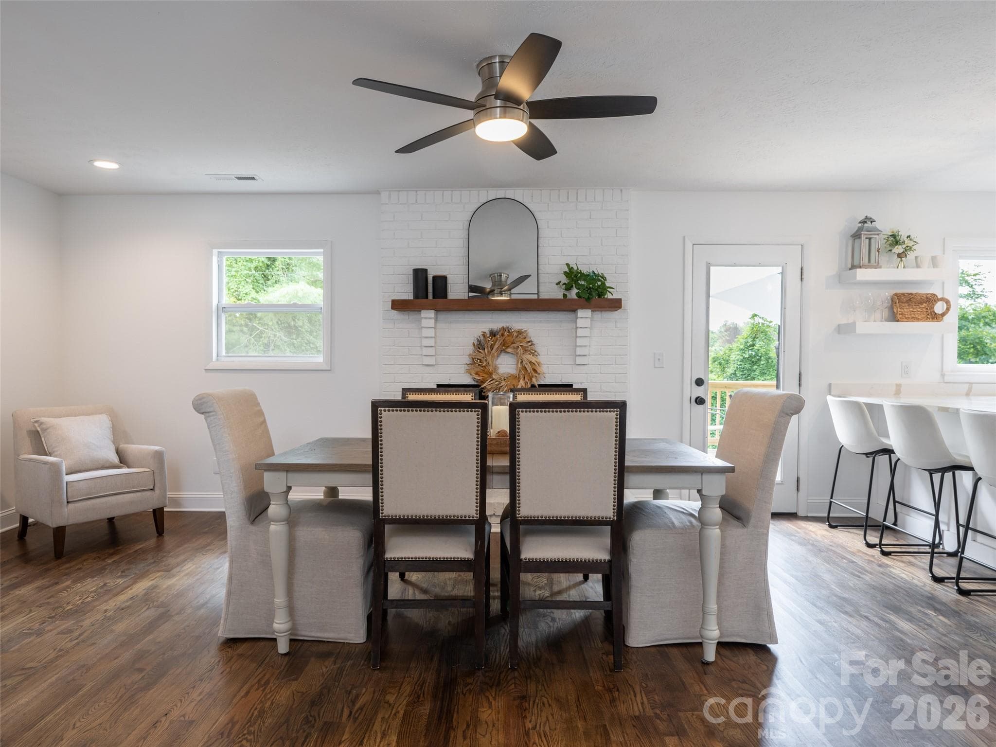 Single Family Residence at 21 W Chapel Road, Asheville, photo 10 of 46