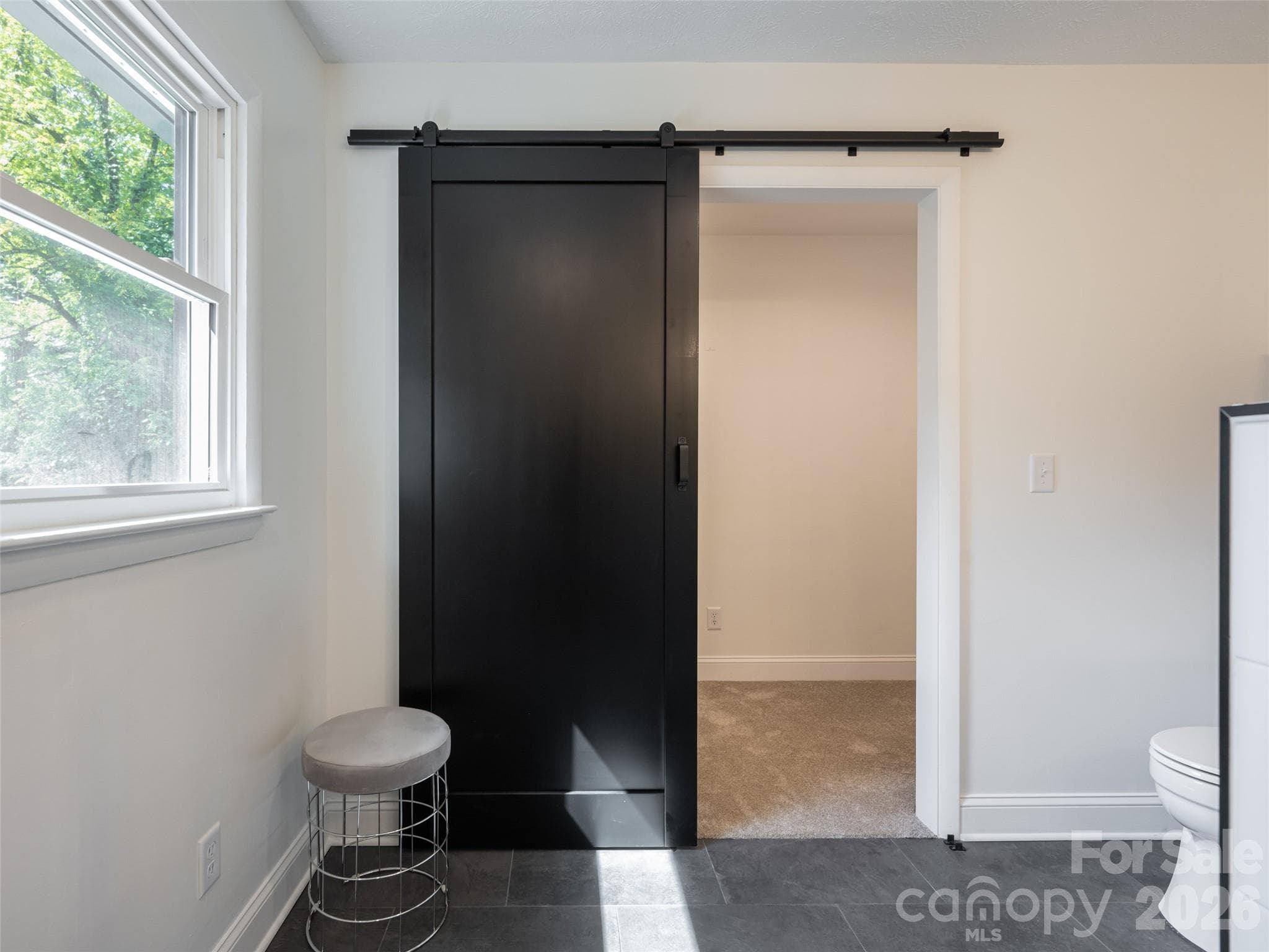 Single Family Residence at 21 W Chapel Road, Asheville, photo 22 of 46