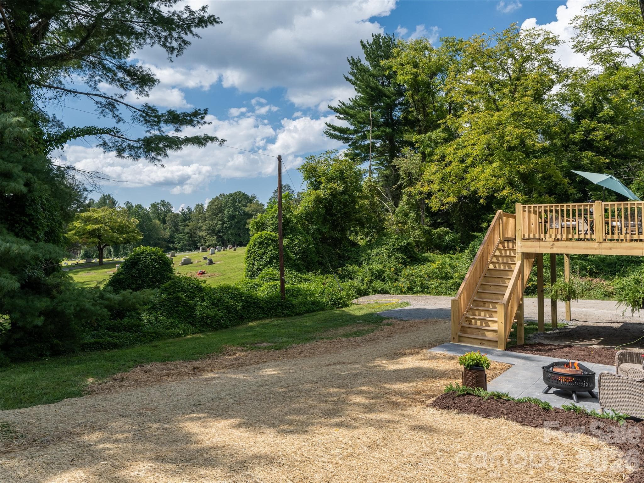 Single Family Residence at 21 W Chapel Road, Asheville, photo 39 of 46