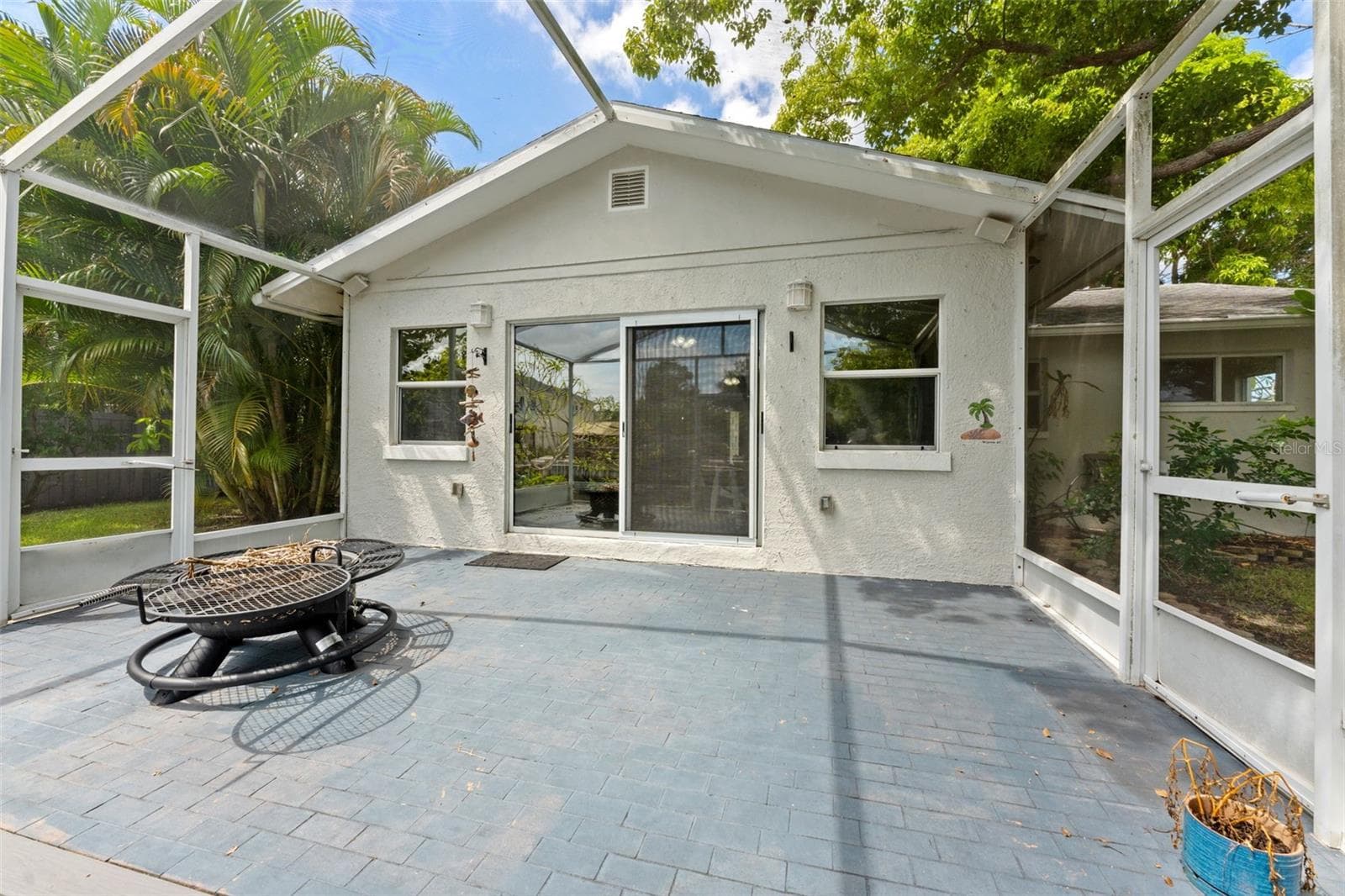 rear - 344 CROSSWINDS DR, PALM HARBOR