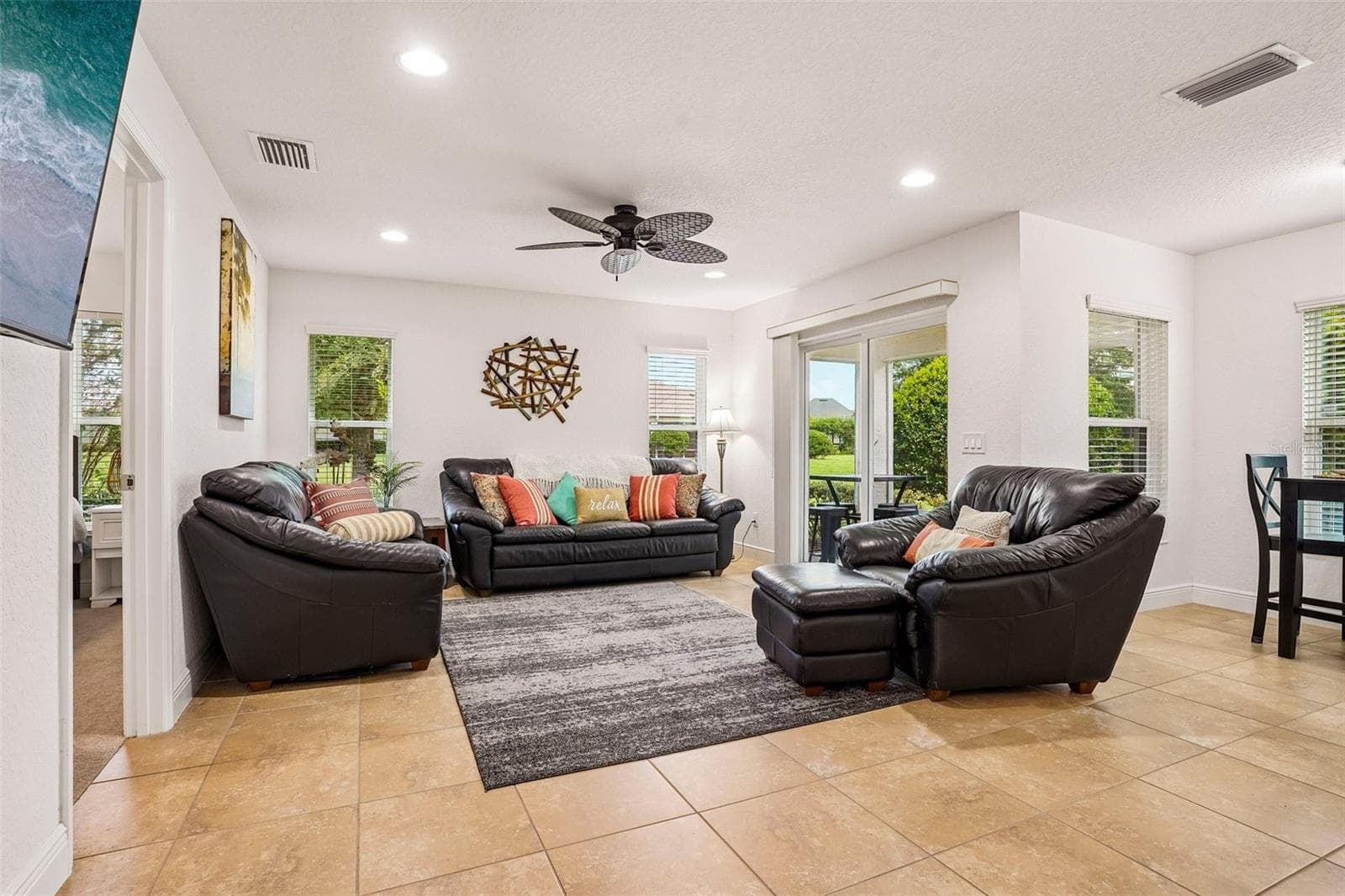 Living Room - 4994 GOLDEN EAGLE DR, OXFORD