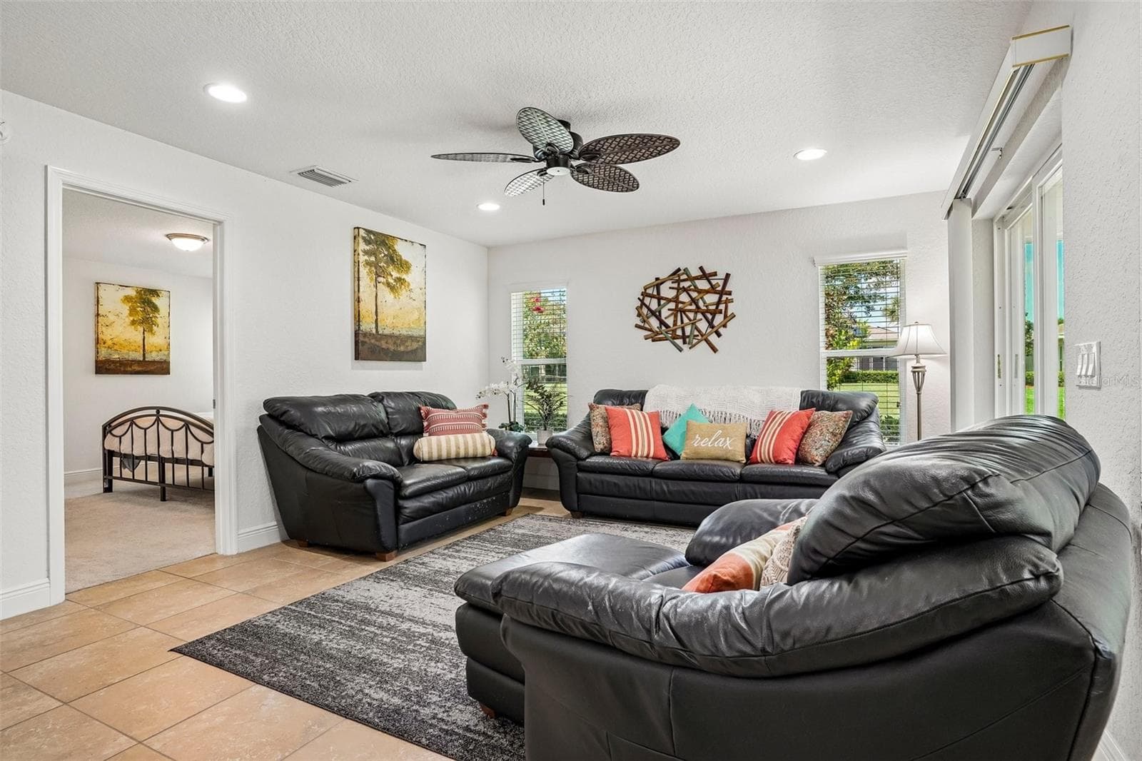 Living Room - 4994 GOLDEN EAGLE DR, OXFORD