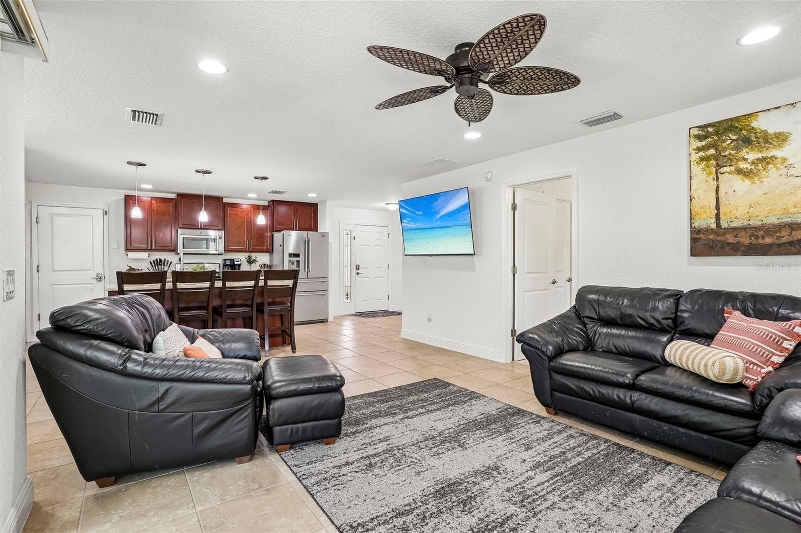 Living Room - 4994 GOLDEN EAGLE DR, OXFORD