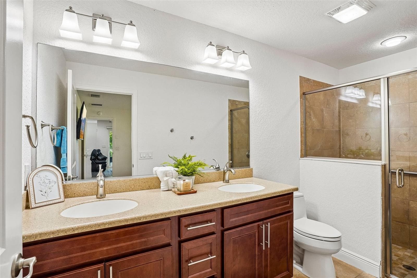 Primary Bathroom - 4994 GOLDEN EAGLE DR, OXFORD