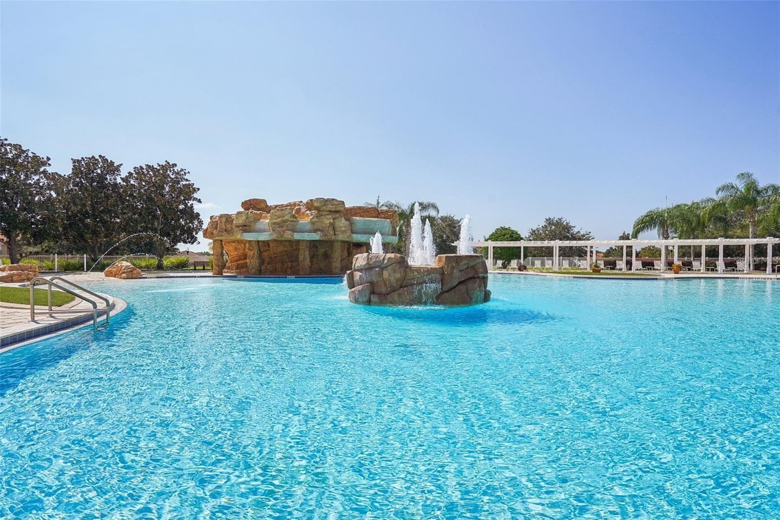 Resort-Style Community Pool - 4994 GOLDEN EAGLE DR, OXFORD