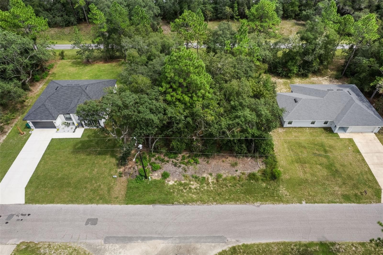 9481 N SANDREE DR