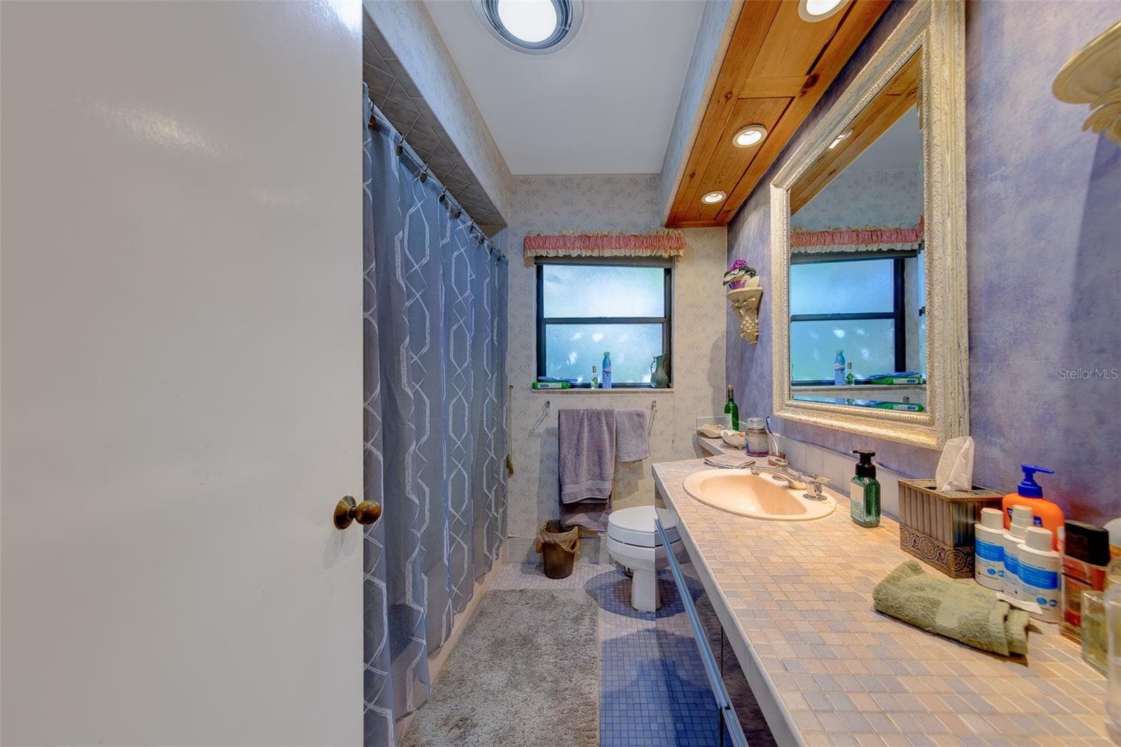 Single Family Residence at 1105 WOODCREST AVE, CLEARWATER, photo 23 of 42