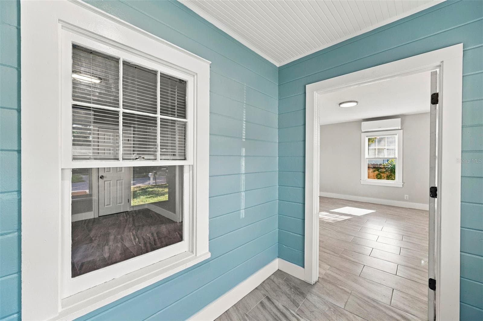 Front residence – entry porch - 3939 45TH AVE N, ST PETERSBURG