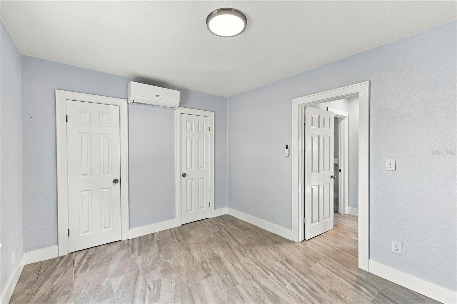 Front residence – bedroom - 3939 45TH AVE N, ST PETERSBURG