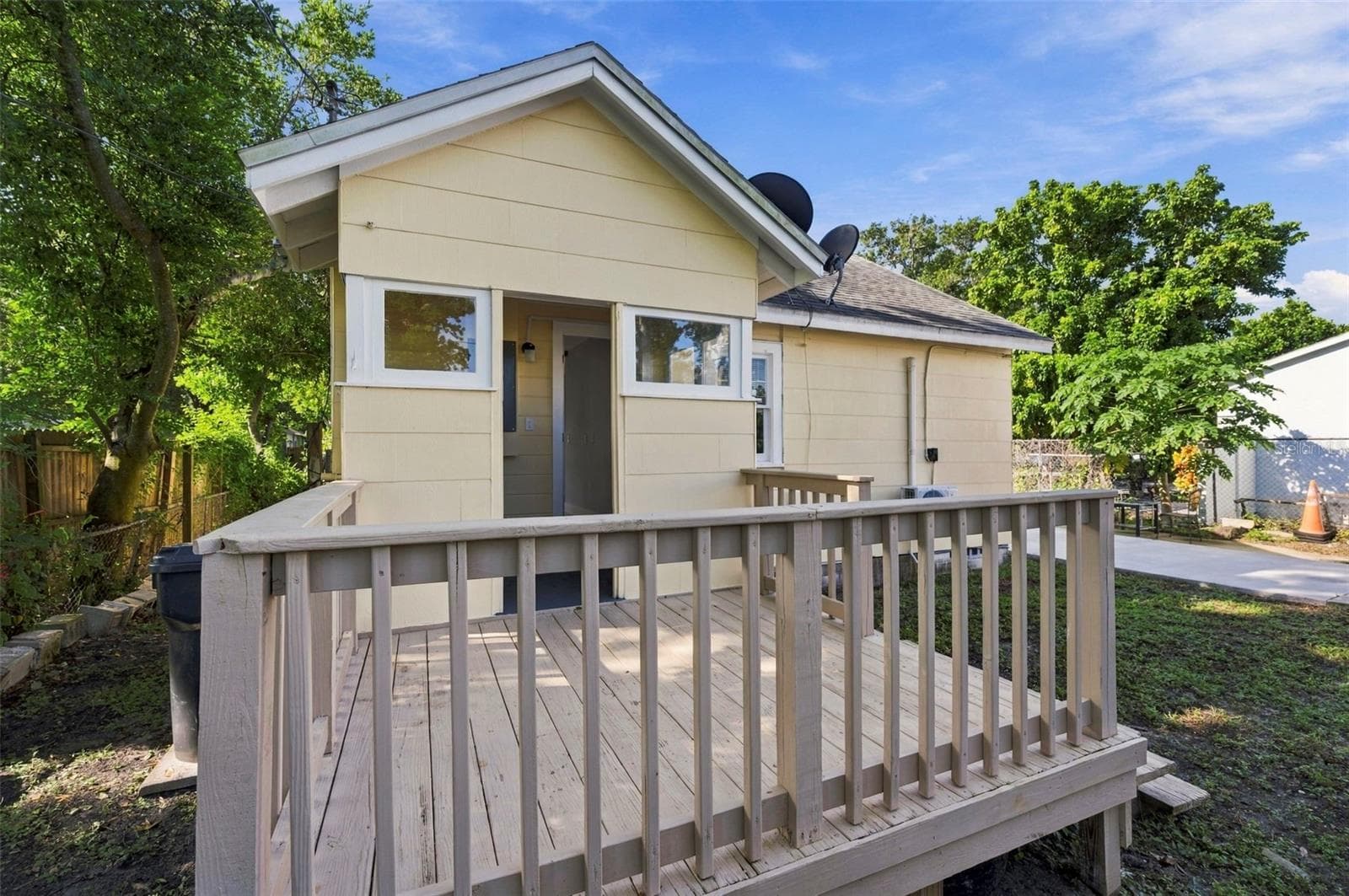 Front residence – back deck - 3939 45TH AVE N, ST PETERSBURG