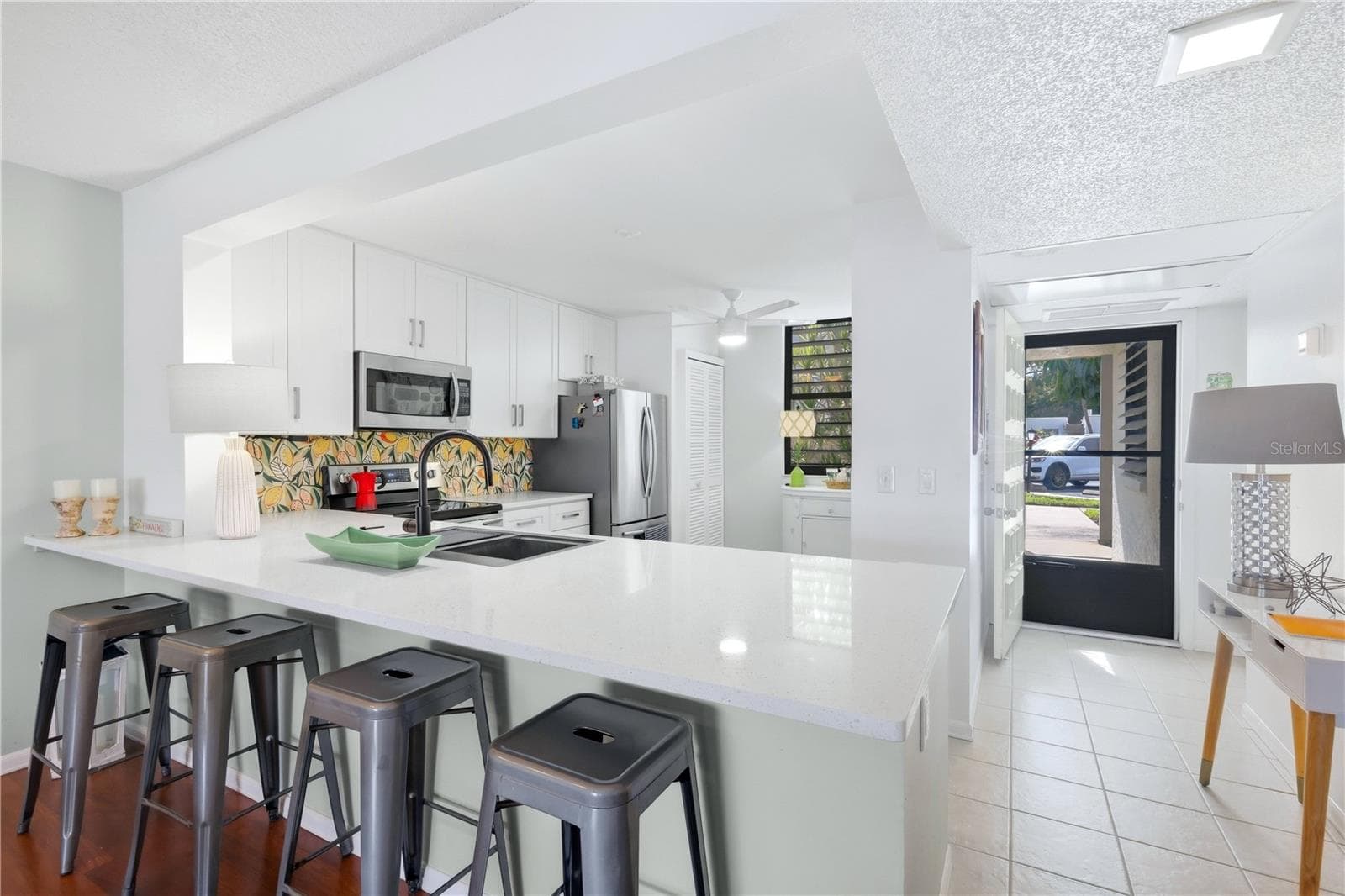 Condominium at 307 TIMBERLAKE DR #307, BRADENTON, photo 13 of 39