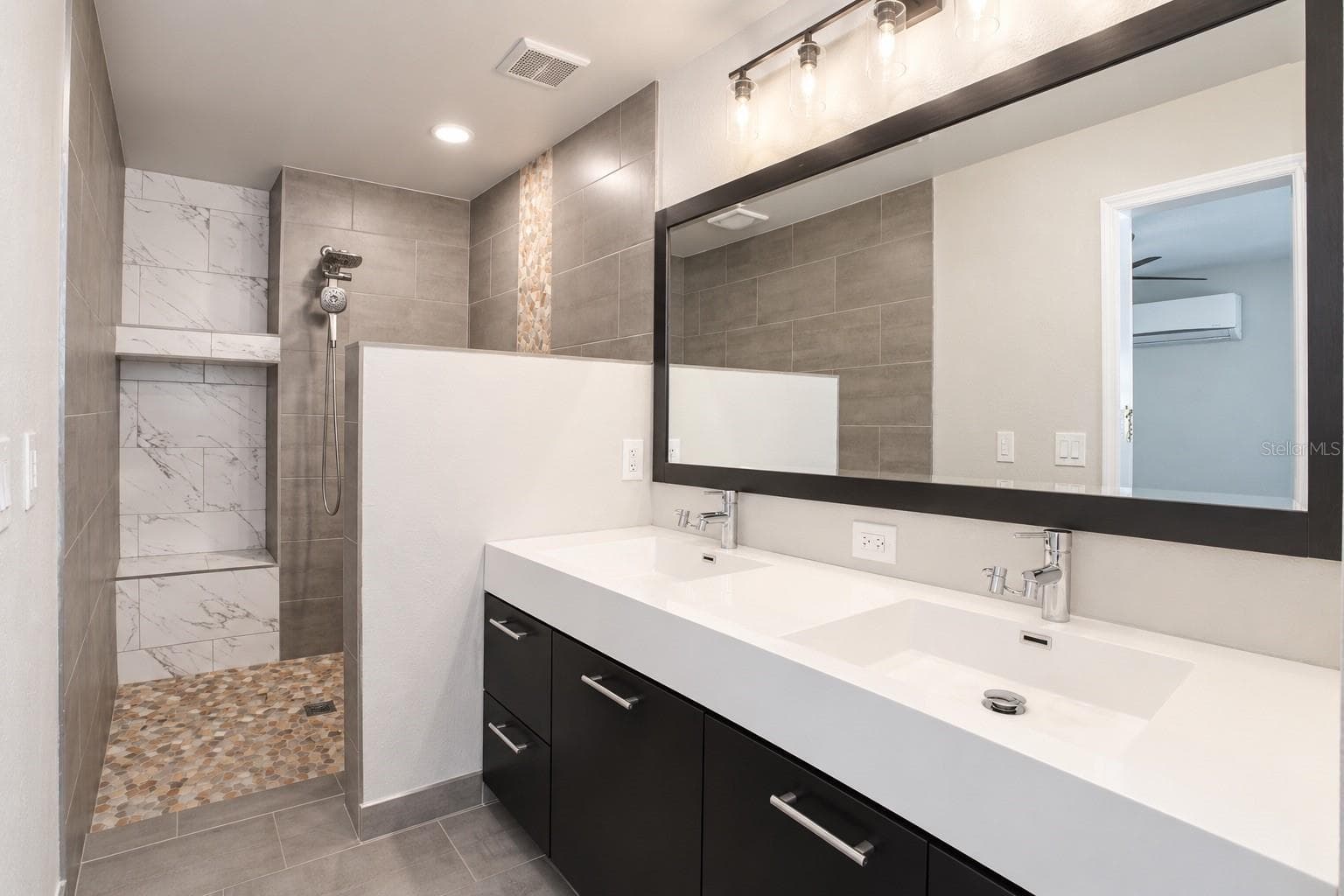 Primary Bathroom - 8042 RIDGE WAY, ORLANDO