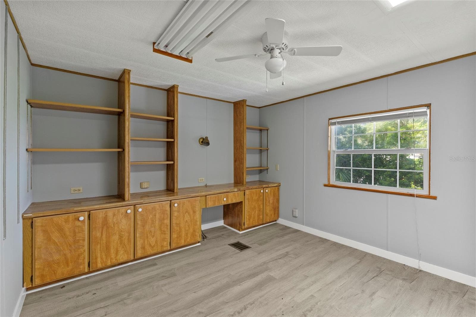 Manufactured Home at 61 MOURNINGDOVE CT #0, ELLENTON, photo 19 of 29