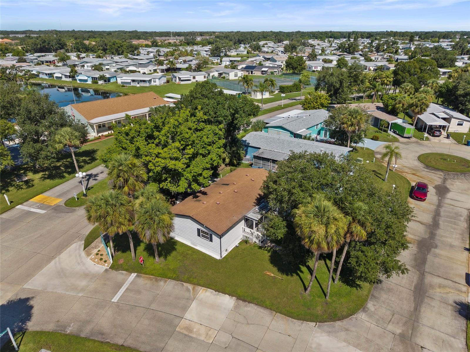 Manufactured Home at 61 MOURNINGDOVE CT #0, ELLENTON, photo 23 of 29