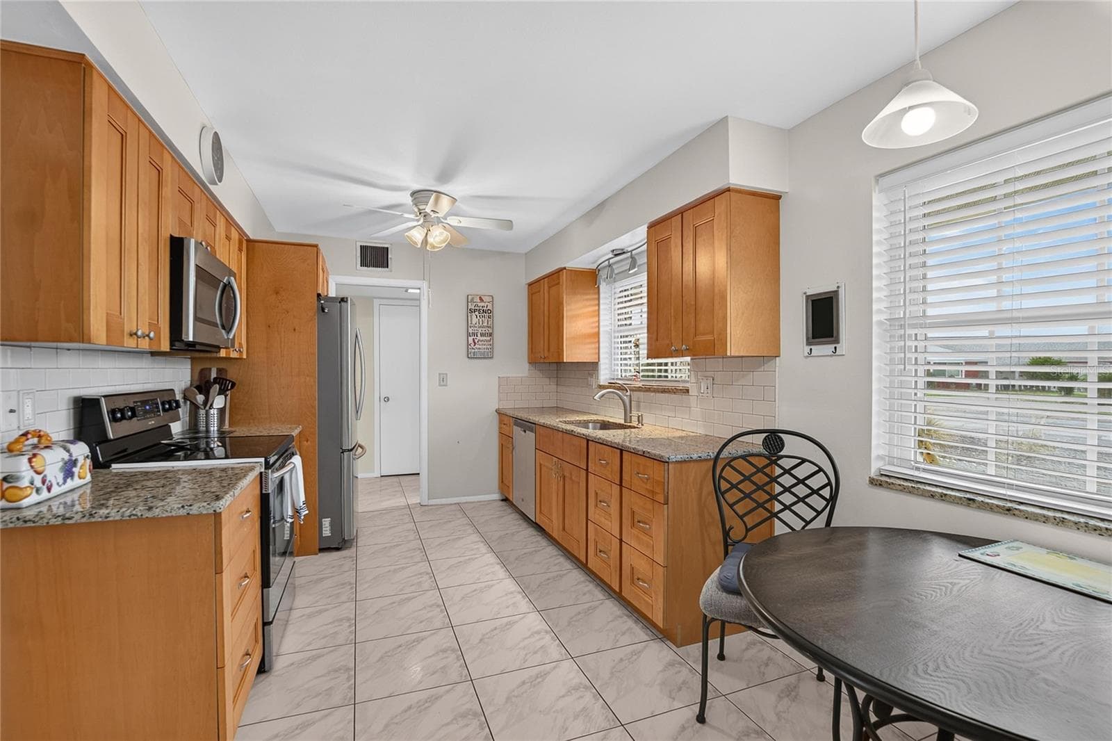 Single Family Residence at 1517 ALLEGHENY DR, SUN CITY CENTER, photo 3 of 62