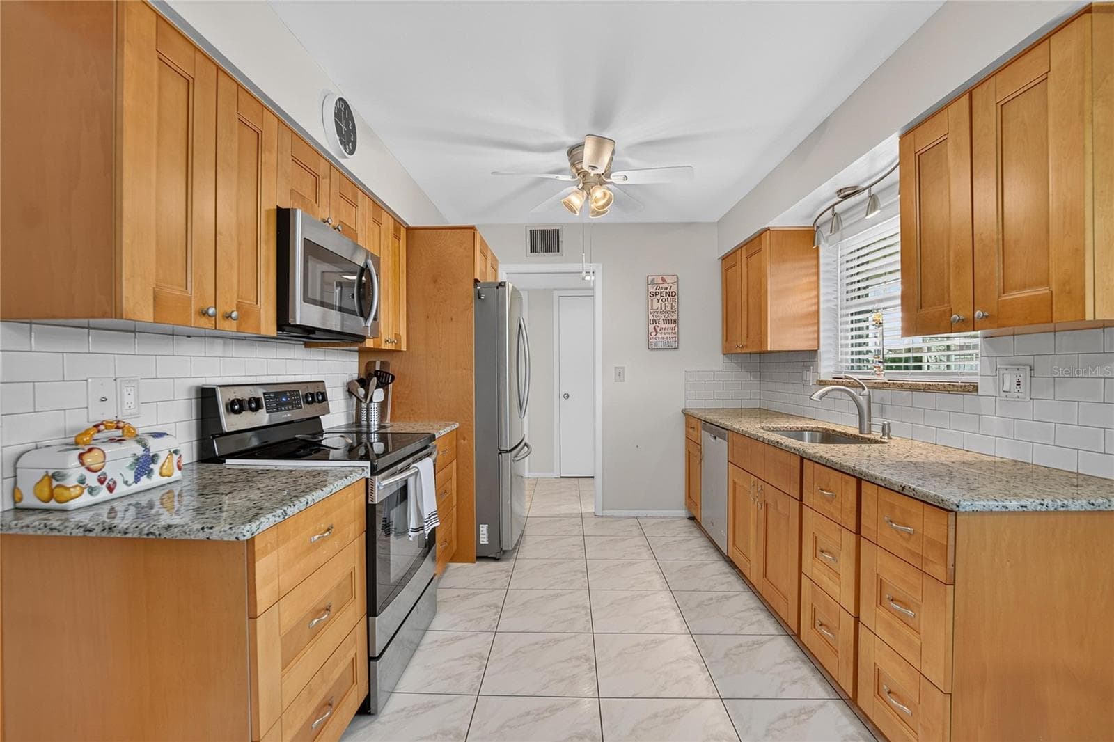 Single Family Residence at 1517 ALLEGHENY DR, SUN CITY CENTER, photo 4 of 62
