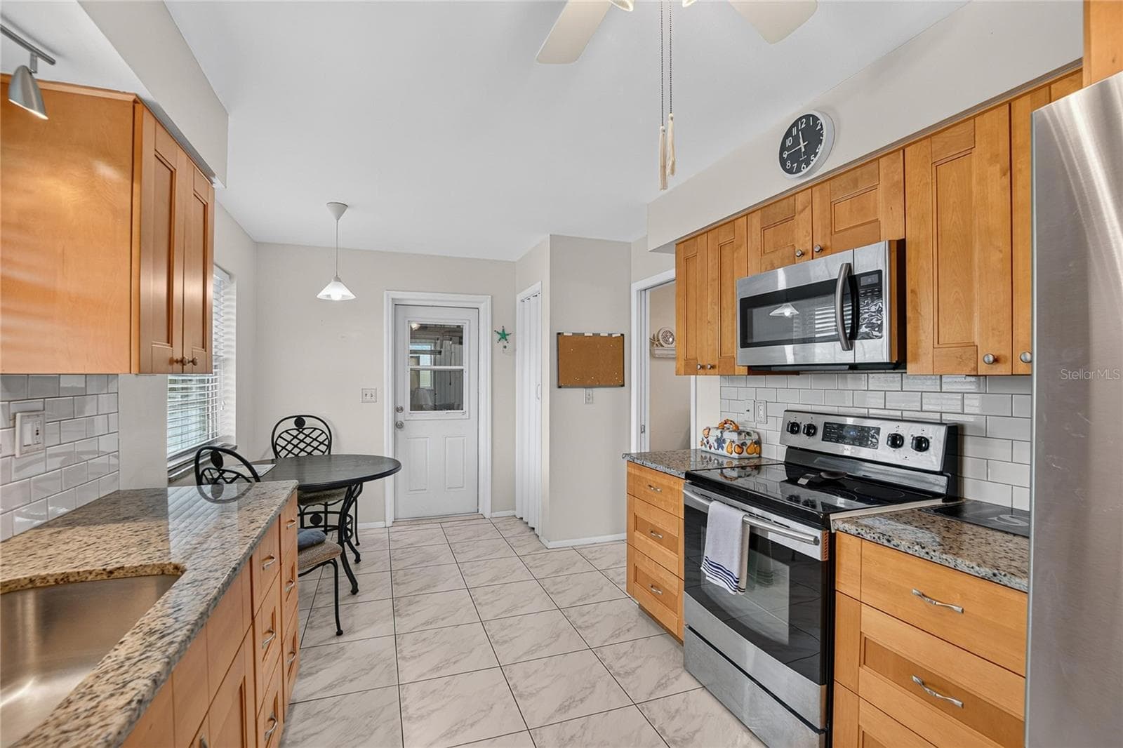 Single Family Residence at 1517 ALLEGHENY DR, SUN CITY CENTER, photo 6 of 62