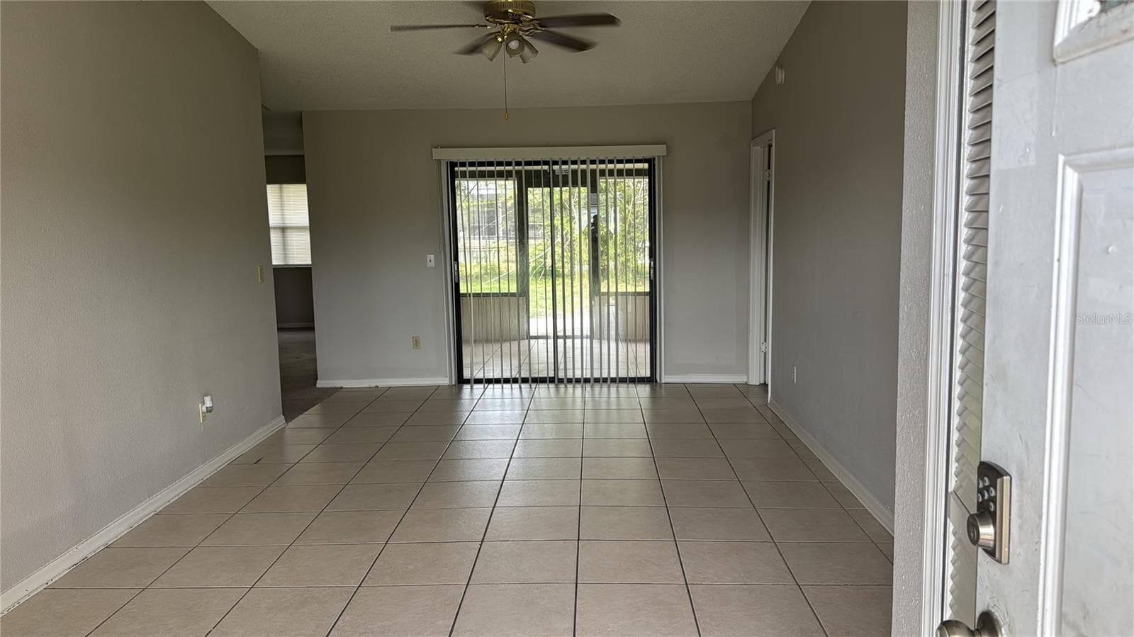 Single Family Residence at 3124 PIGEON COVE ST, DELTONA, photo 2 of 10
