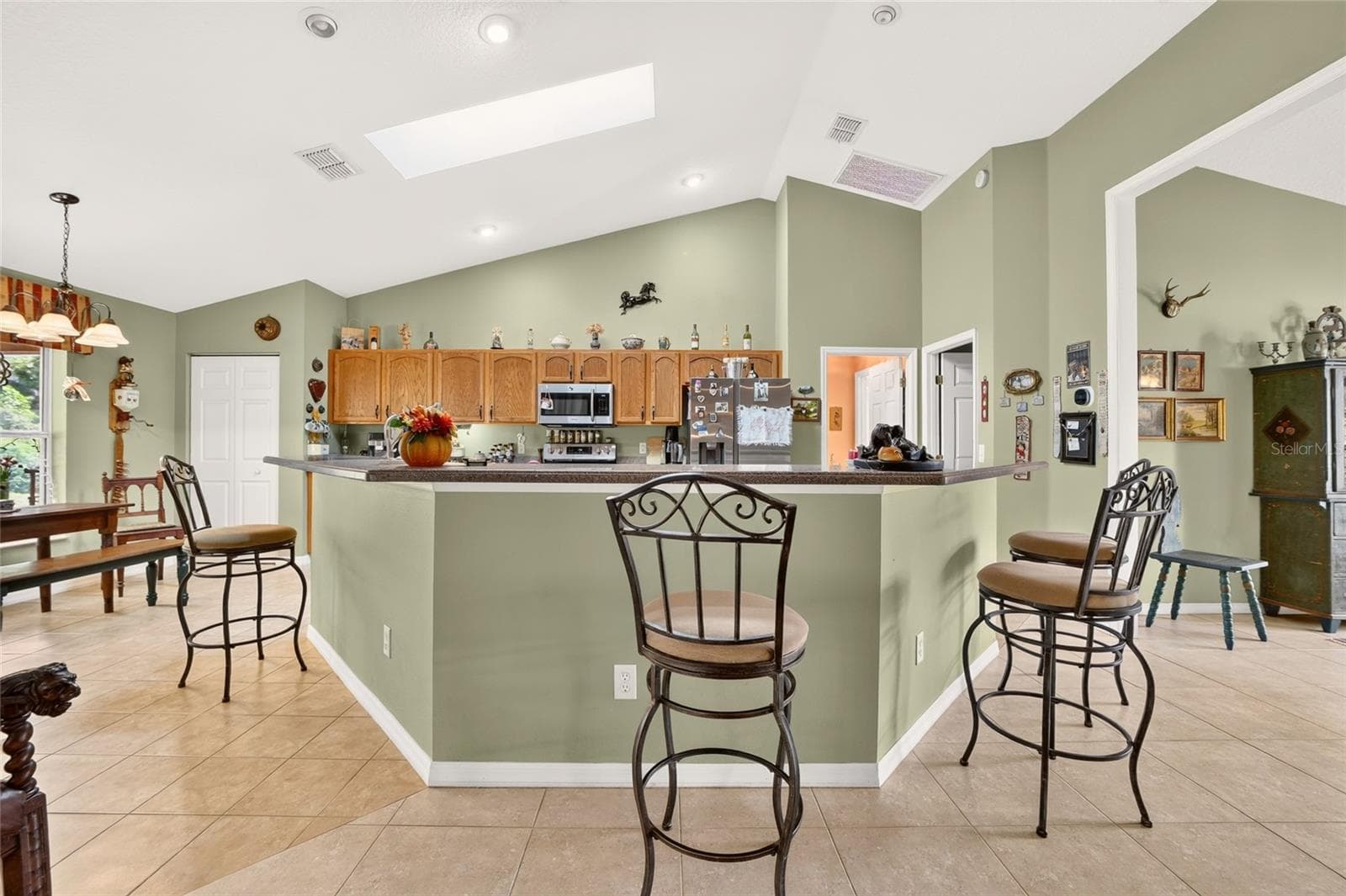 Single Family Residence at 4295 N BRIDGER DR, BEVERLY HILLS, photo 14 of 62