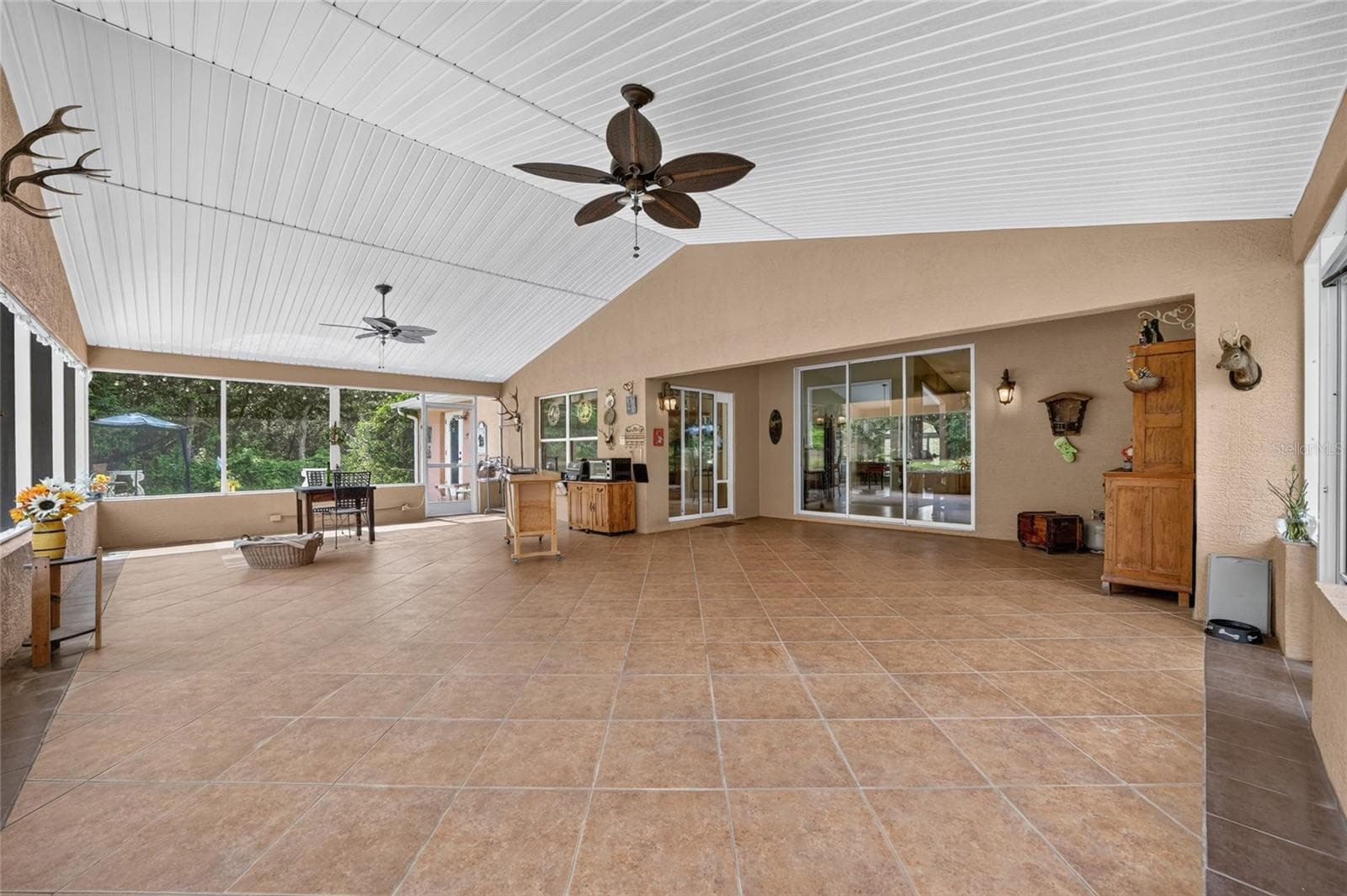 Single Family Residence at 4295 N BRIDGER DR, BEVERLY HILLS, photo 23 of 62