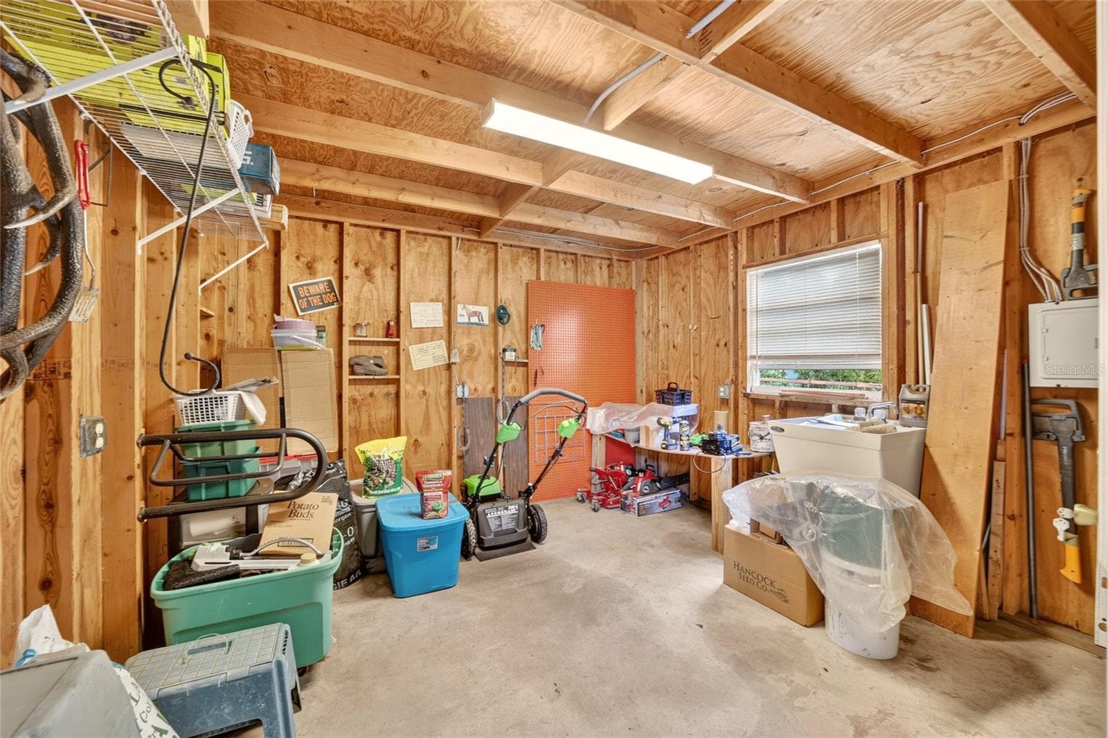 Single Family Residence at 4295 N BRIDGER DR, BEVERLY HILLS, photo 42 of 62