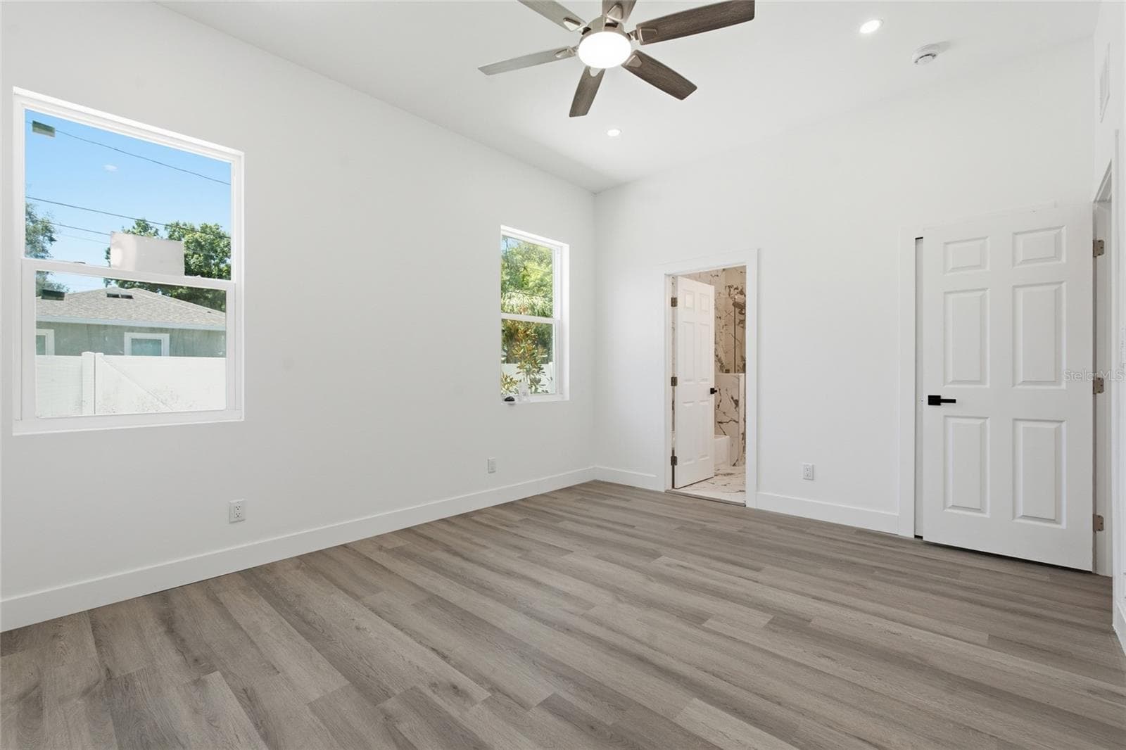 Single Family Residence at 1320 10TH AVE S, ST PETERSBURG, photo 11 of 19