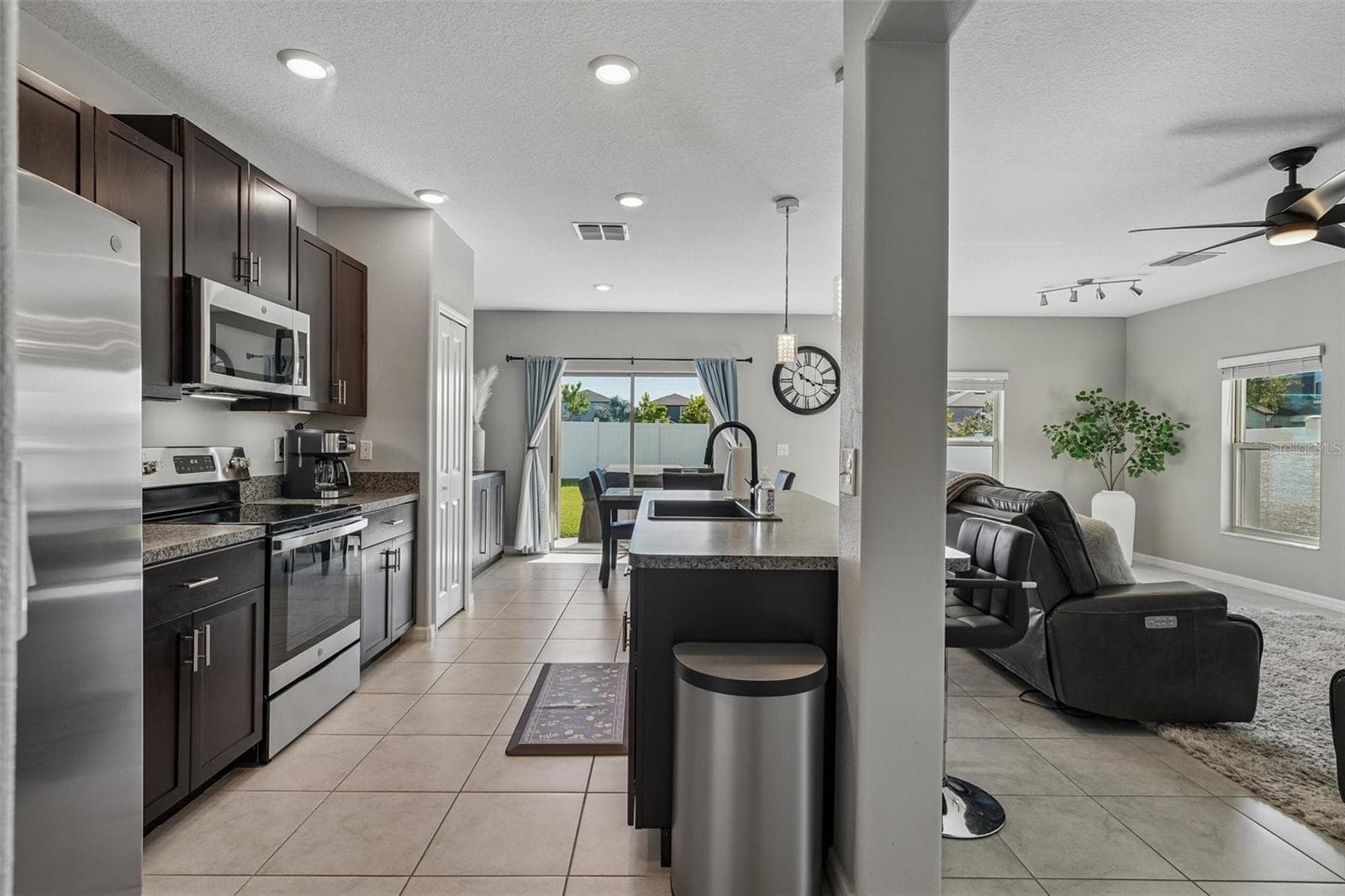 Single Family Residence at 4714 RON EDDIE PL, TAMPA, photo 19 of 58