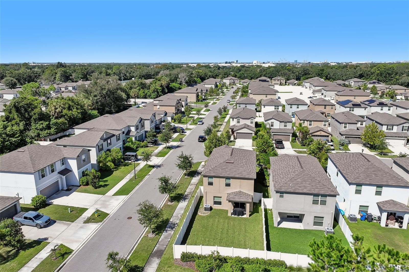Single Family Residence at 4714 RON EDDIE PL, TAMPA, photo 44 of 58