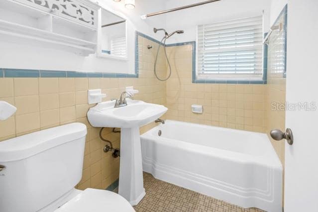 Condominium at 1800 PASS-A-GRILLE WAY #5, ST PETE BEACH, photo 17 of 43