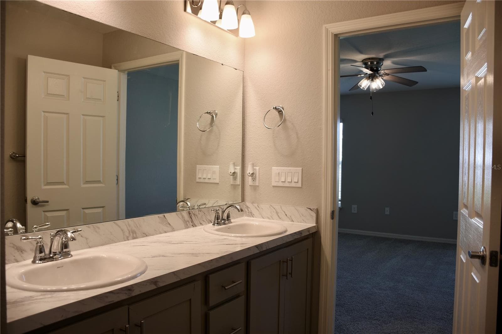Single Family Residence at 372 CASCARA LN, AUBURNDALE, photo 23 of 40