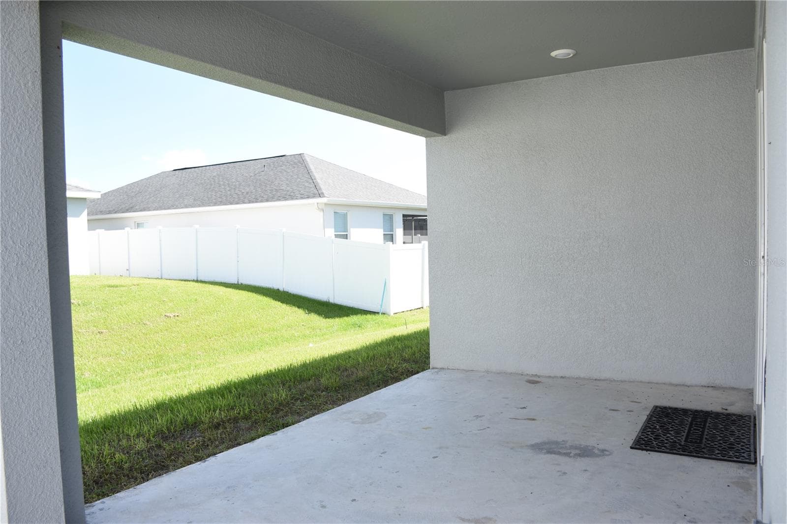 Single Family Residence at 372 CASCARA LN, AUBURNDALE, photo 37 of 40