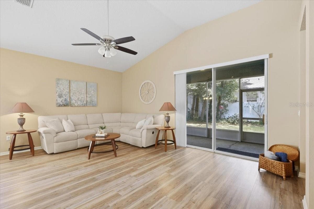 livingroom - 145 SADDLEBROOK WAY, DELAND