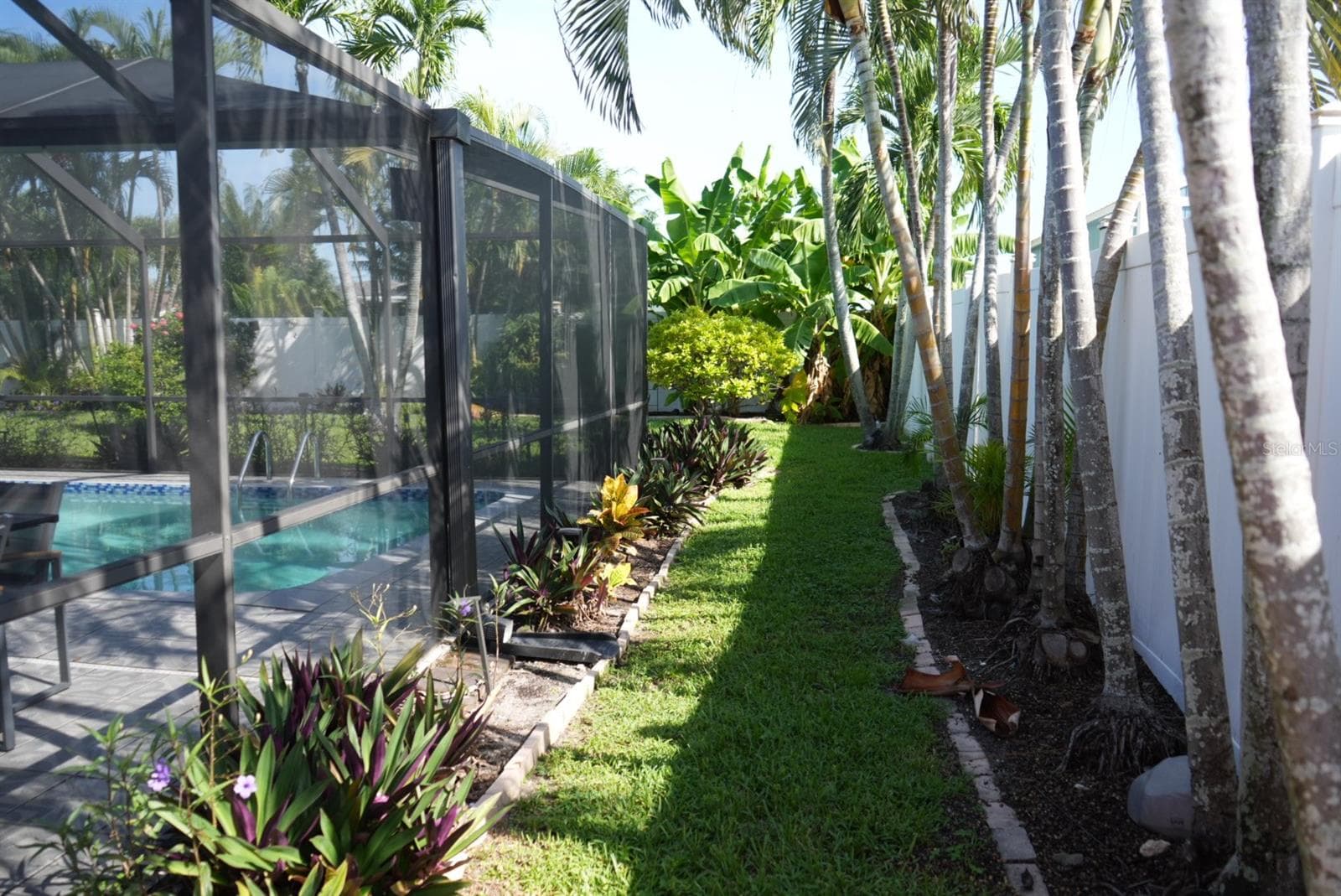 Single Family Residence at 1829 CORNWALLIS PKWY, CAPE CORAL, photo 44 of 77