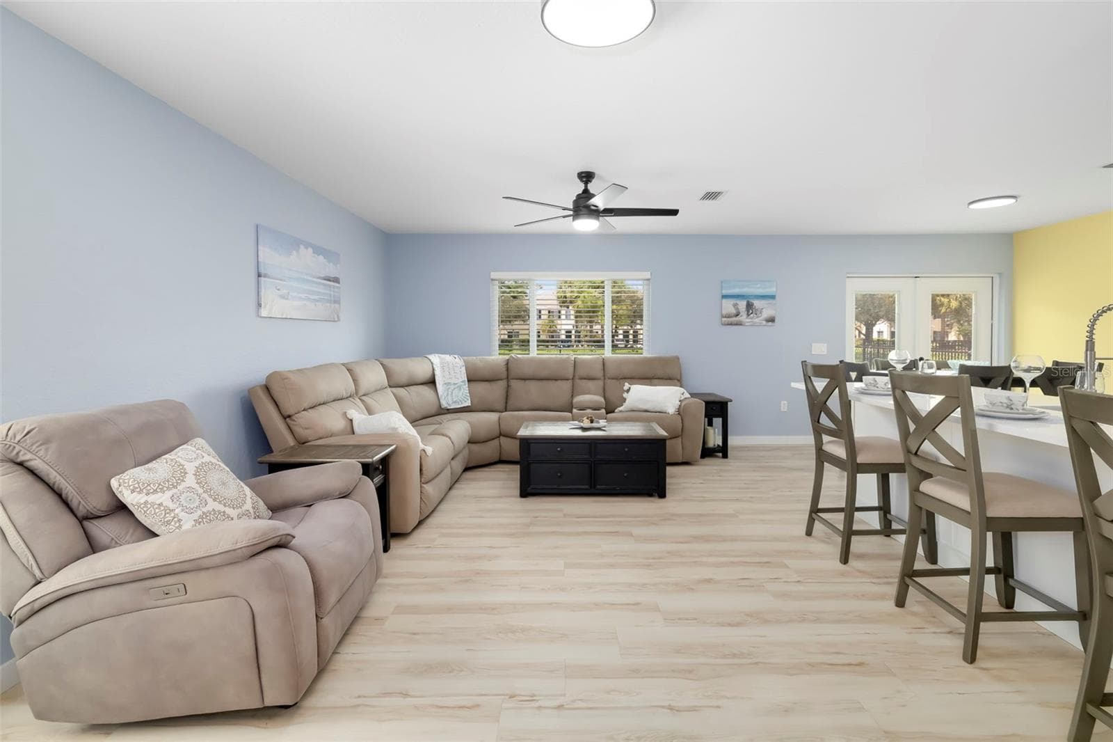 Single Family Residence at 206 BEACON HARBOUR LOOP, BRADENTON, photo 9 of 55