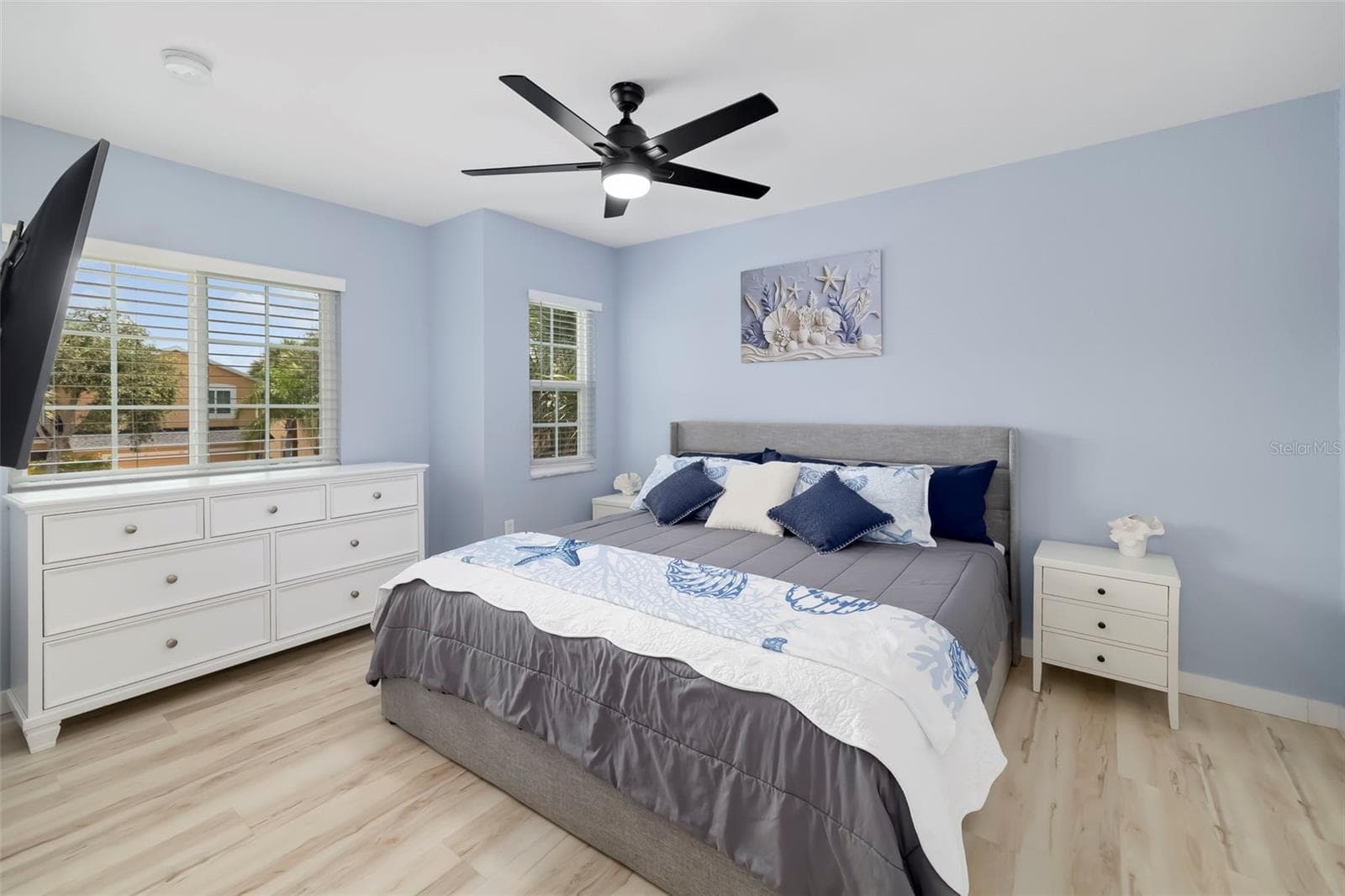 Single Family Residence at 206 BEACON HARBOUR LOOP, BRADENTON, photo 29 of 55