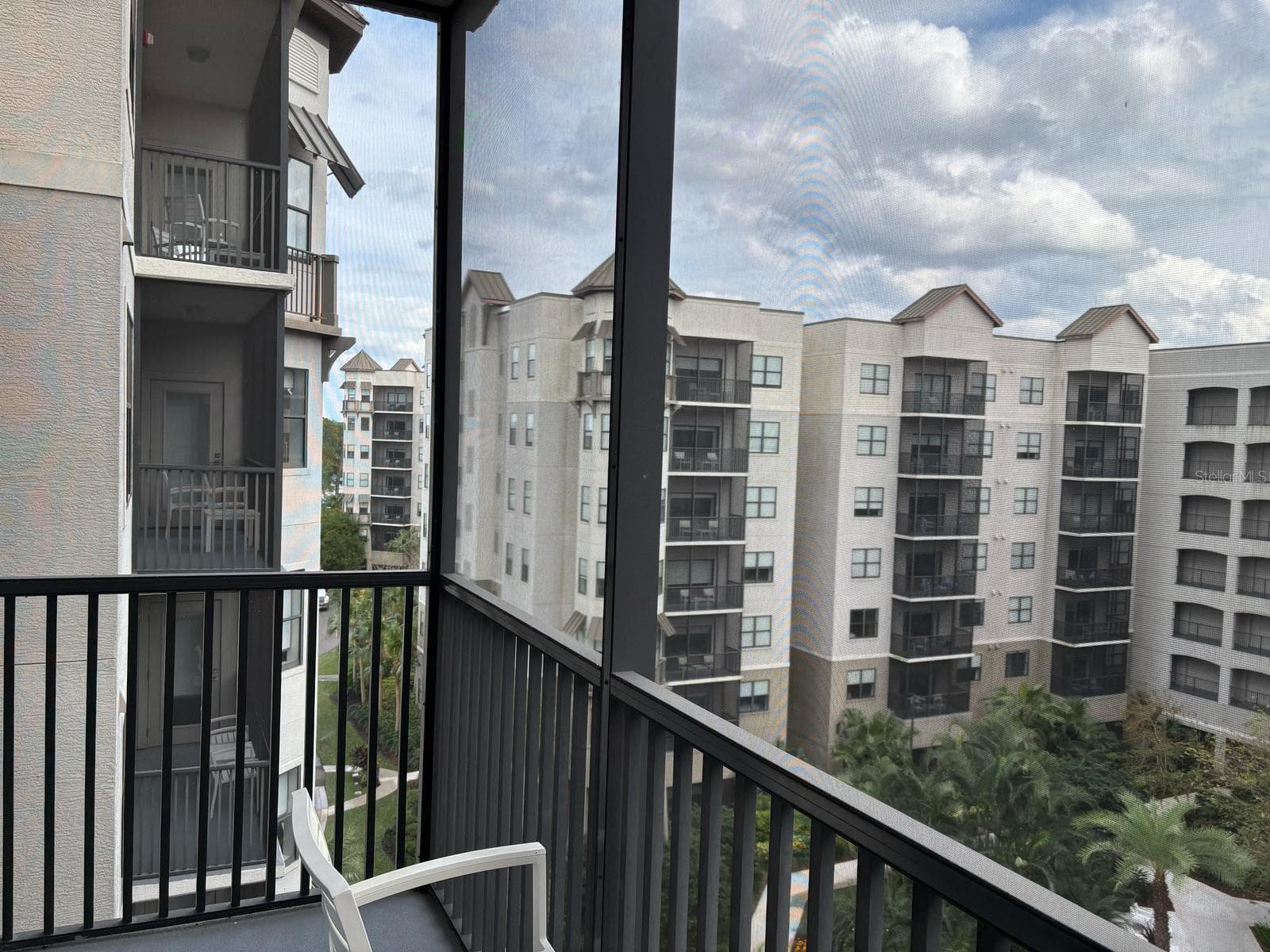 Condo - Hotel at 14501 GROVE RESORT AVE #2608, WINTER GARDEN, photo 4 of 16