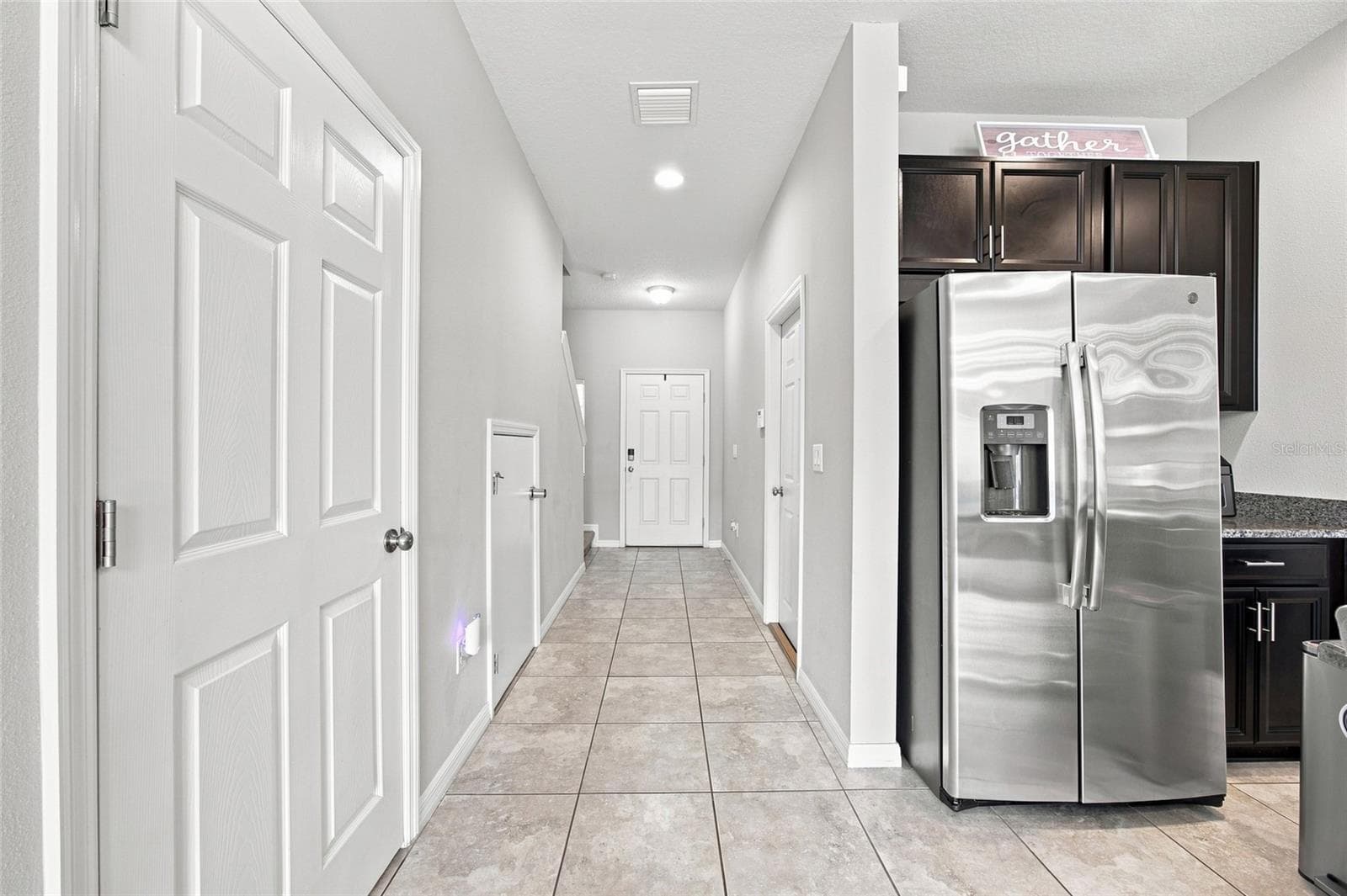 Townhouse at 7030 SUMMER HOLLY PL, RIVERVIEW, photo 6 of 35