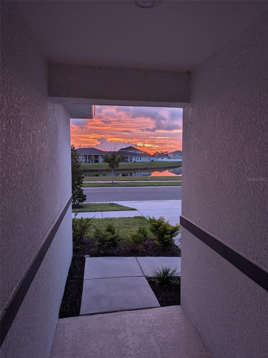 Single Family Residence at 11728 FIRESPIKE ST, RIVERVIEW, photo 5 of 46