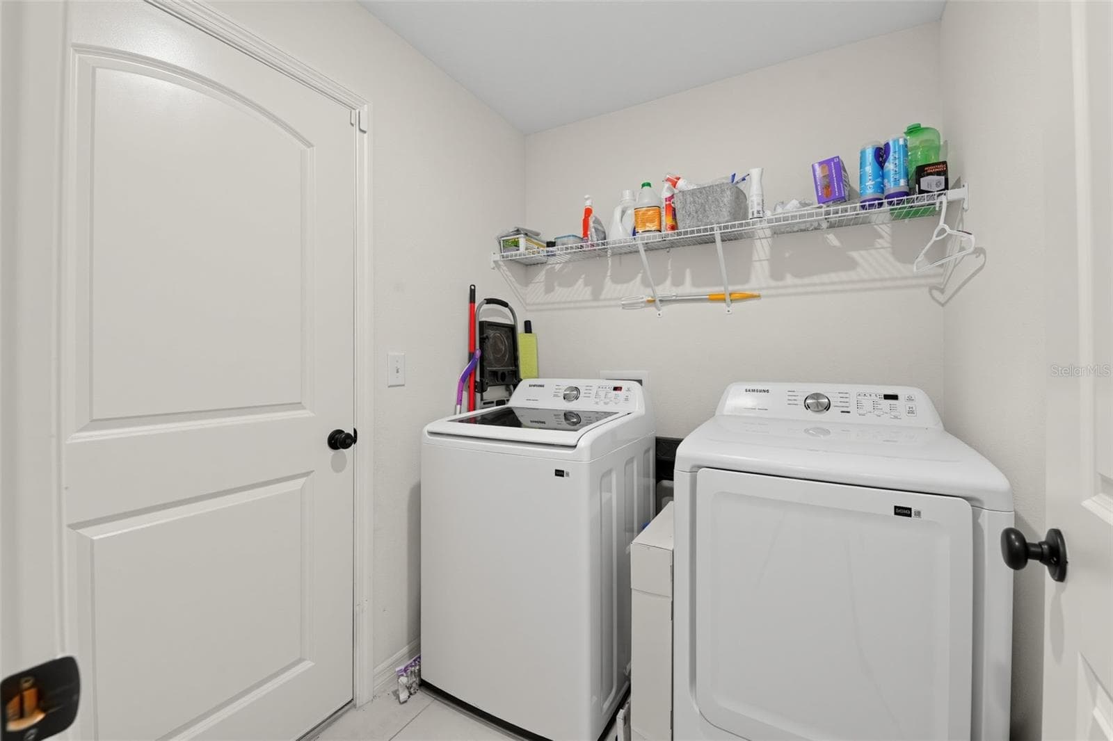 Laundry room - 11728 FIRESPIKE ST, RIVERVIEW
