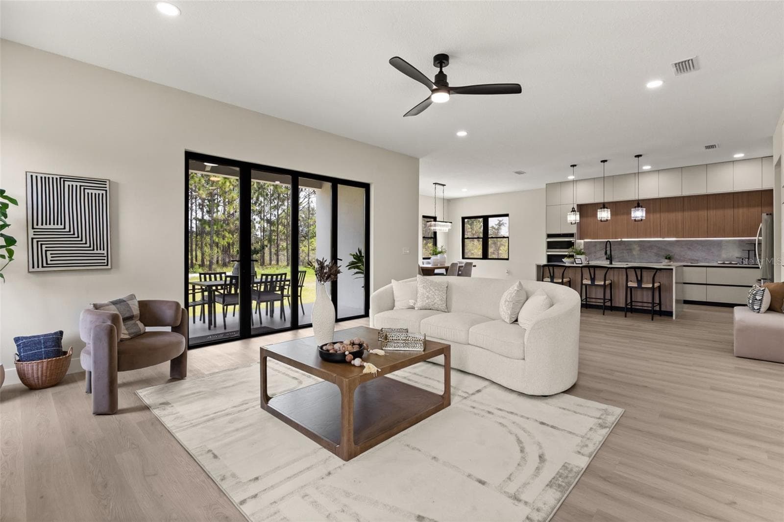 Single Family Residence at 19215 NUTMEG ST, ORLANDO, photo 6 of 44