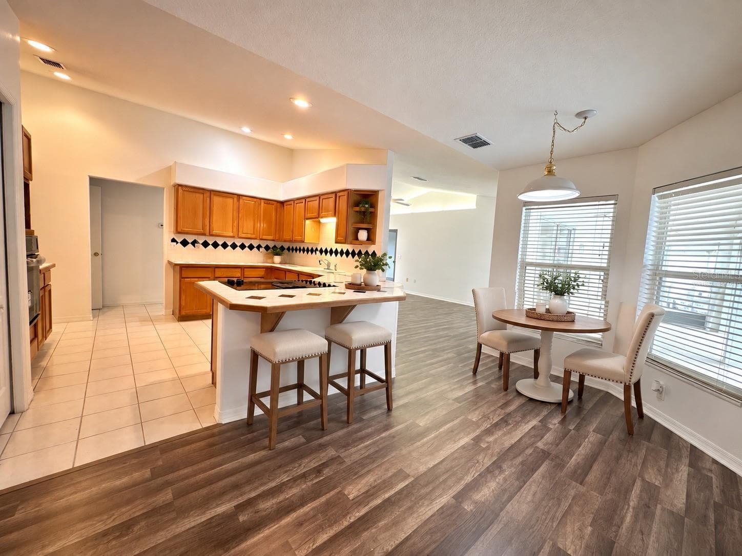 VIRTUALLY STAGED - 29439 SCHINNECOCK HILLS LN, SAN ANTONIO