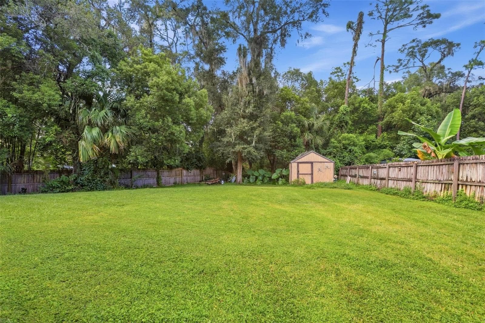 Single Family Residence at 1026 VALLEY FORGE RD, DELAND, photo 35 of 38