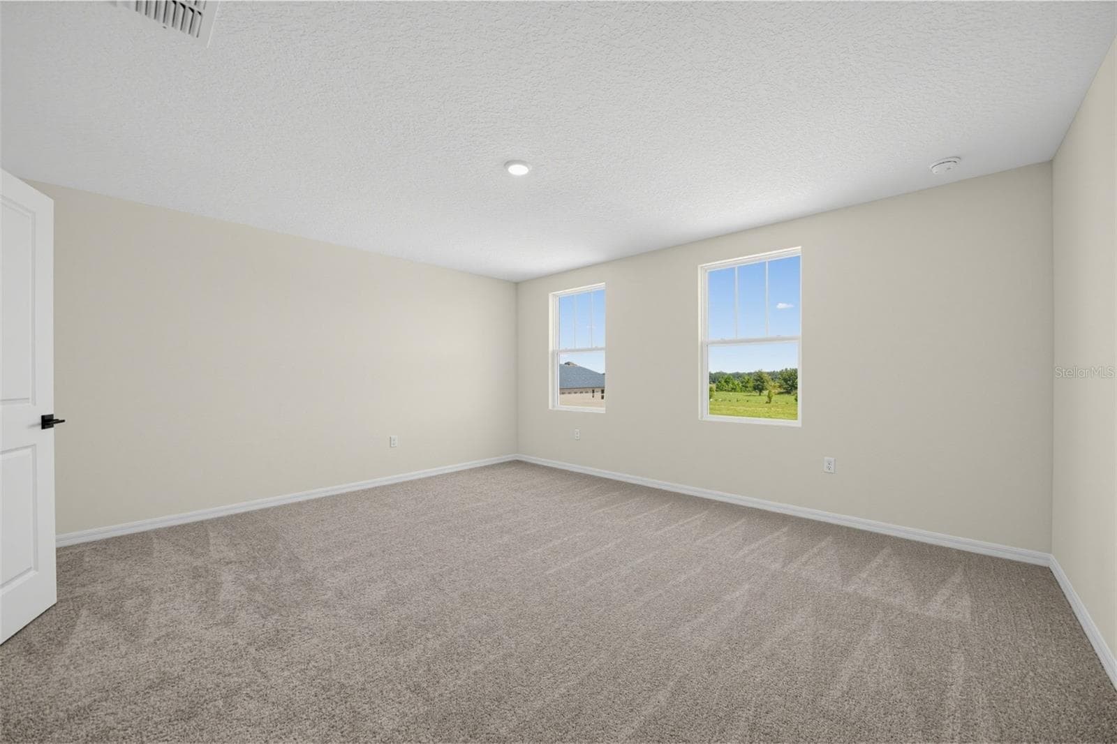 Single Family Residence at 30161 EMERALD FOREST DR, MOUNT DORA, photo 36 of 46
