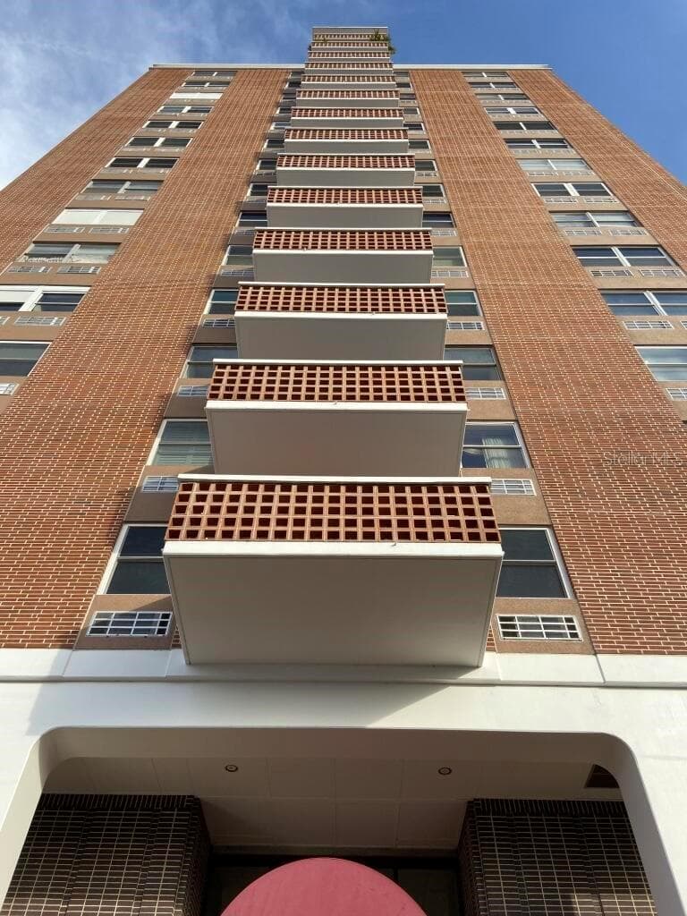 Condominium at 4015 BAYSHORE #17A, TAMPA, photo 3 of 8