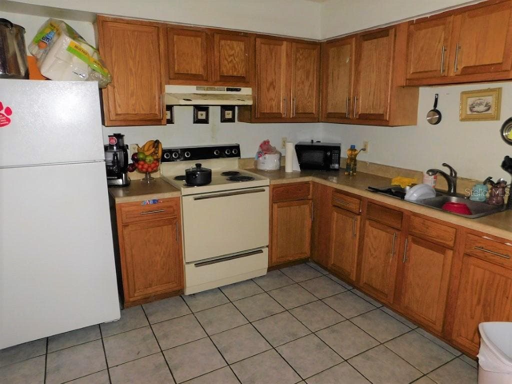 Quadruplex at 2204 E 132ND AVE, TAMPA, photo 32 of 45