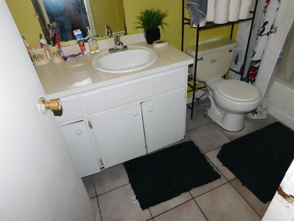 Quadruplex at 2204 E 132ND AVE, TAMPA, photo 36 of 45
