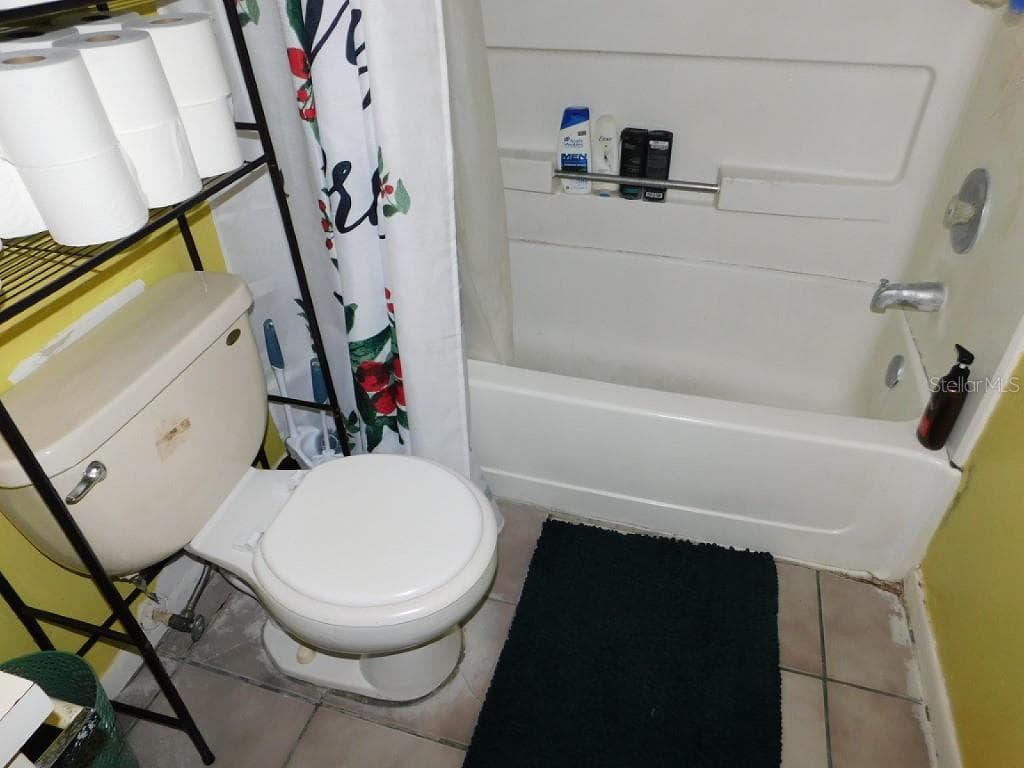 Quadruplex at 2204 E 132ND AVE, TAMPA, photo 37 of 45