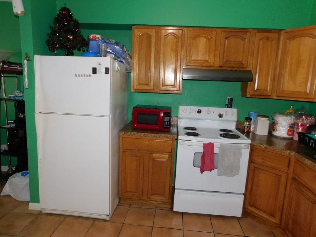 Quadruplex at 2204 E 132ND AVE, TAMPA, photo 39 of 45