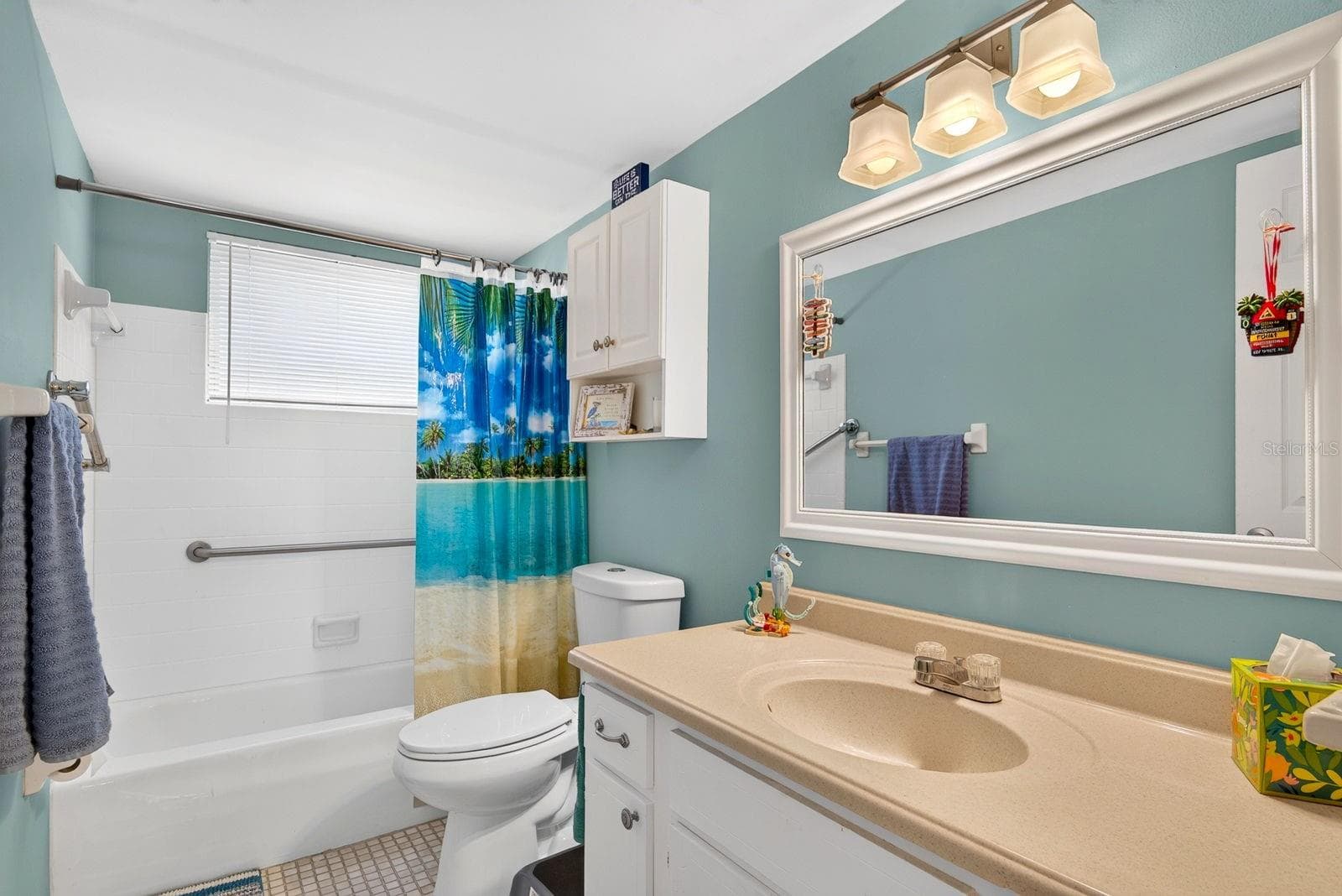 Guest Bathroom - 5853 PALM LN #B7, BRADENTON