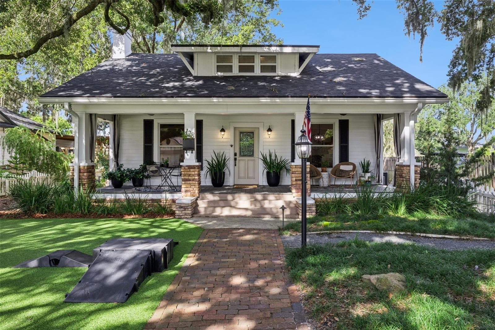 128 N HIGHLAND AVE